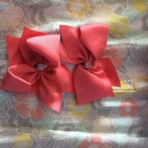 Pink bows